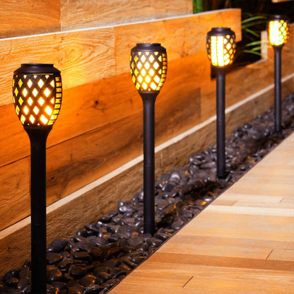 Outdoor Solar Lights, Water-Resistant Flickering Flames Torch Light, Landscape Decoration Lighting