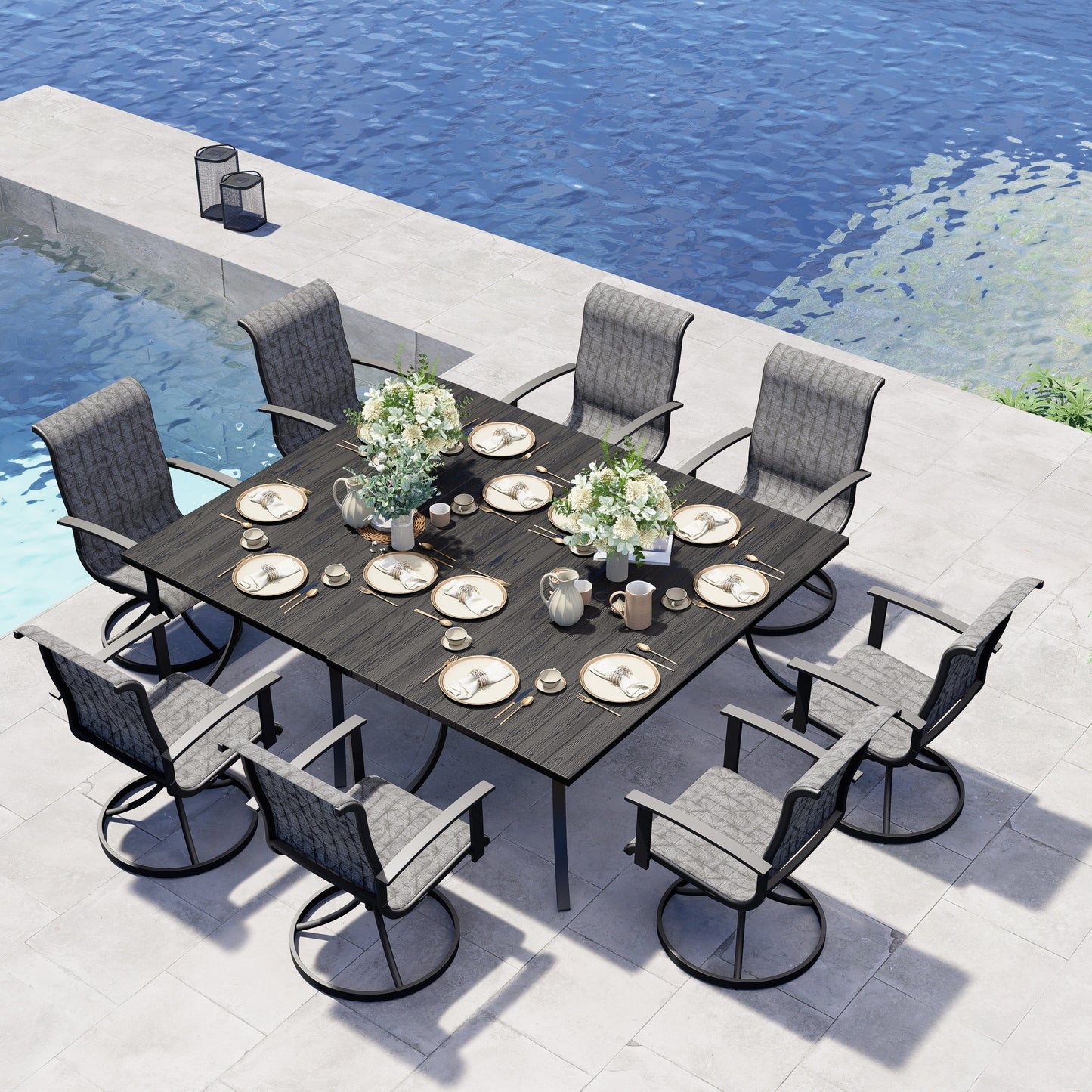 Outdoor Dining Set - Black & Grey Plaid