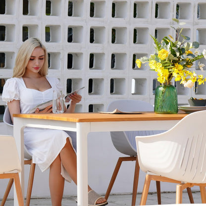 Outdoor Dining Set, Recycled Plastic Dining Chairs, Whale Modeling Design