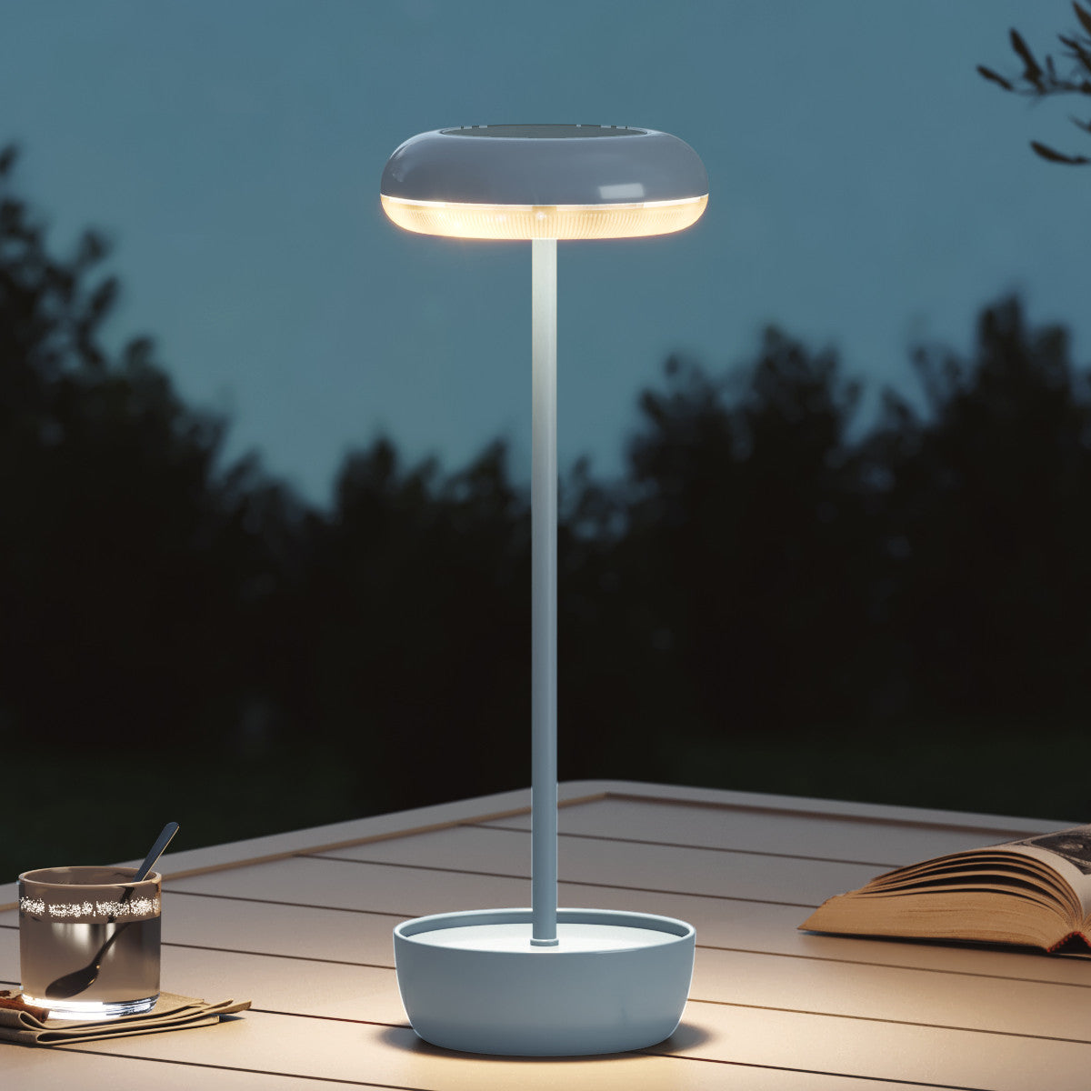 Outdoor Table Lamp Solar Table Lamp with USB-Type C